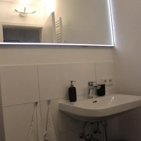 660 Erik Apartment